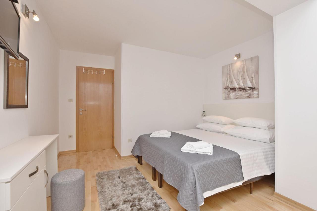Apartment Mate Omiš Екстериор снимка